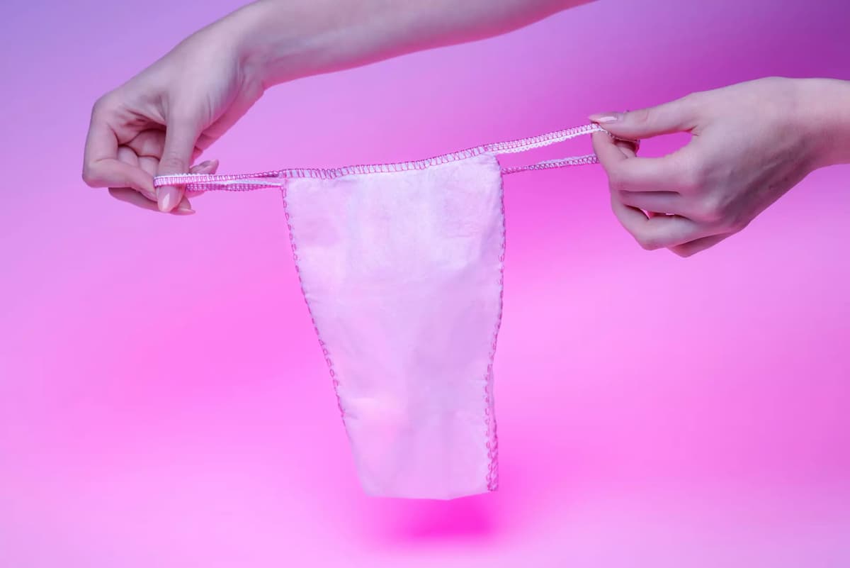 Nitras Medical 4835, Disposable thongs, polypropylene, white, image 2